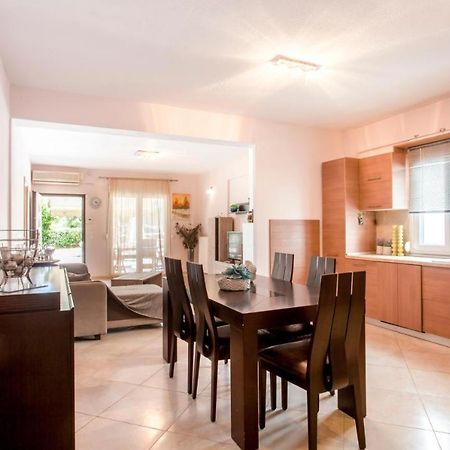 Sea La Vie Apartment Ханиоти Екстериор снимка